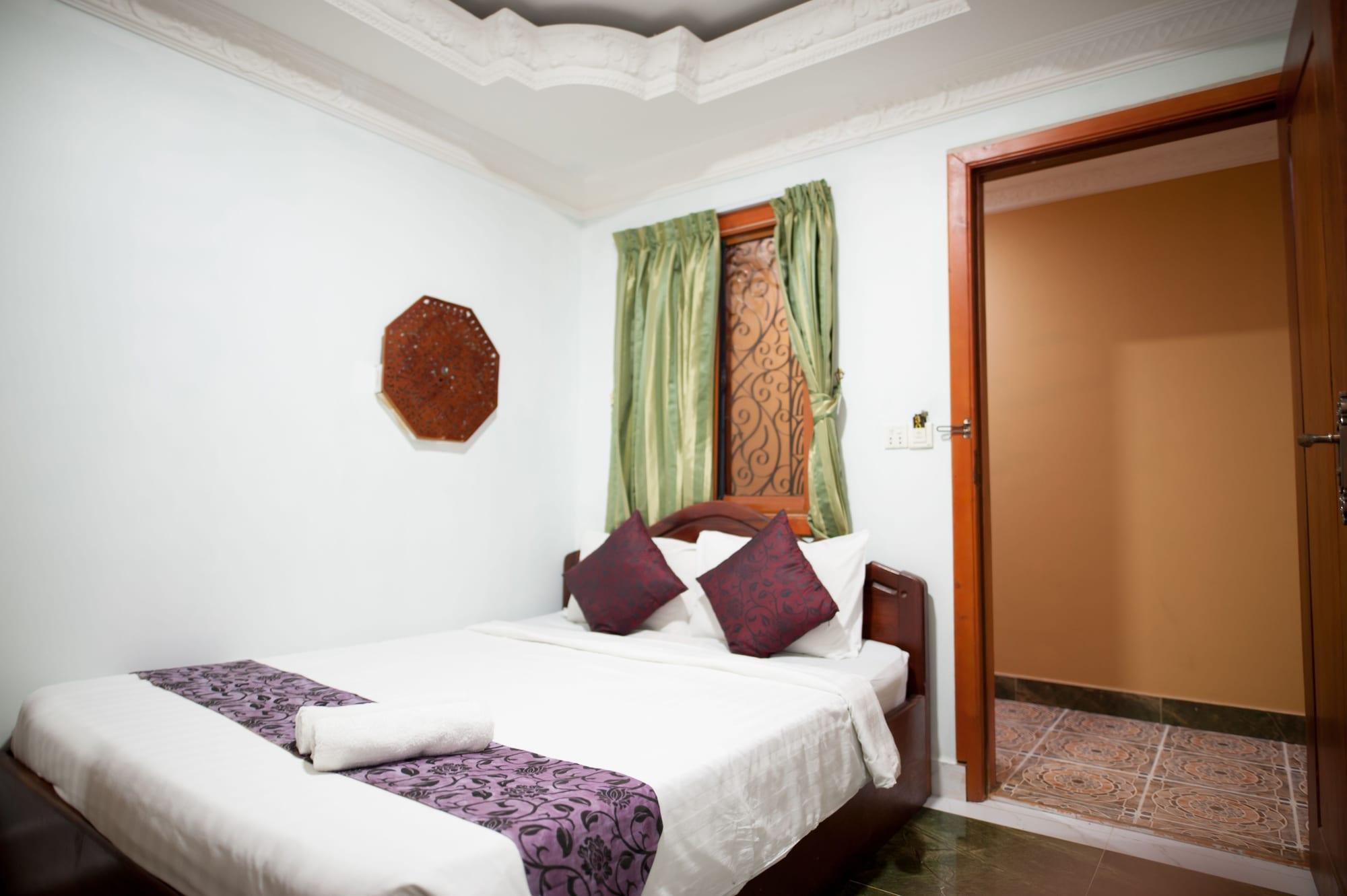 Rs II Guesthouse Пном Пен Екстериор снимка
