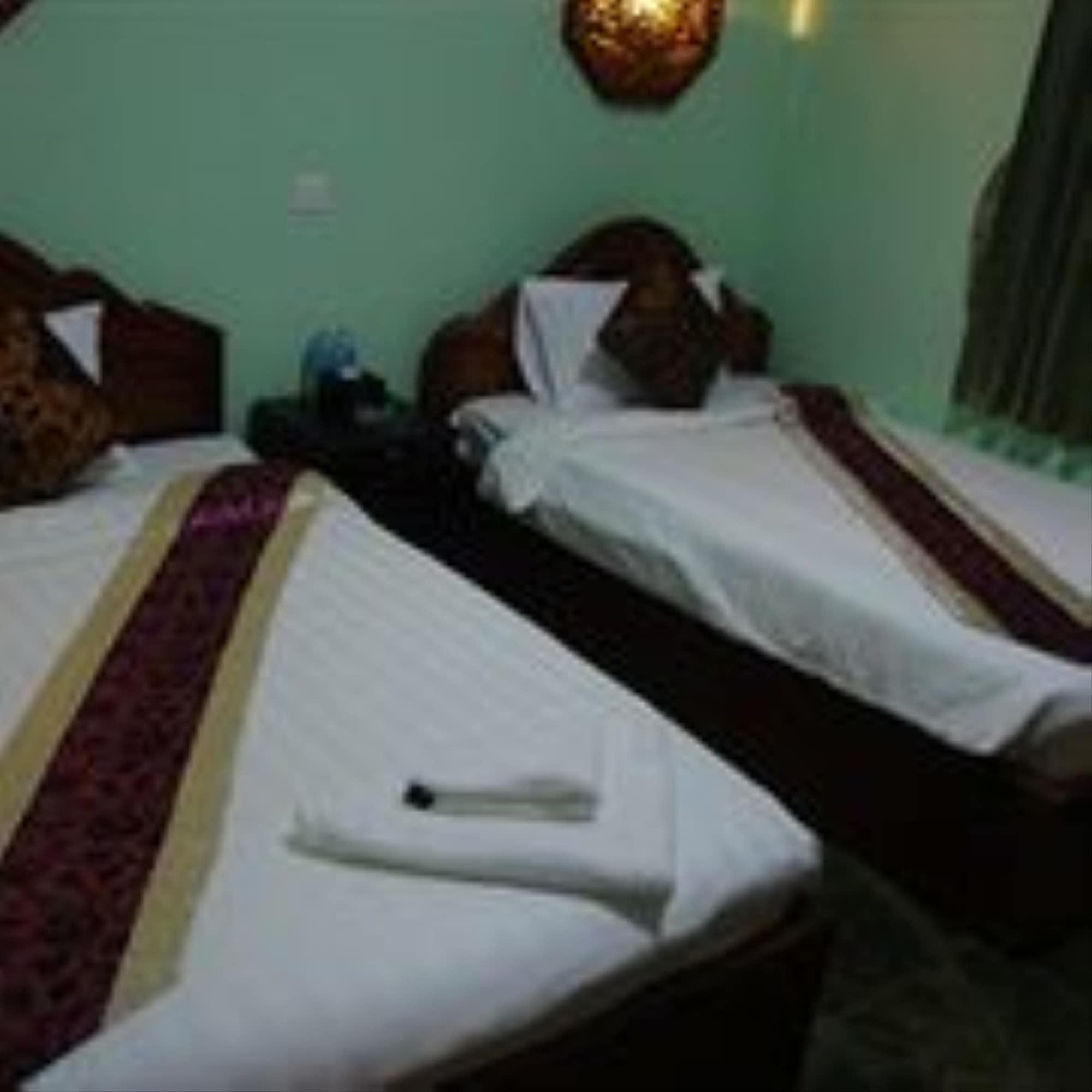 Rs II Guesthouse Пном Пен Екстериор снимка