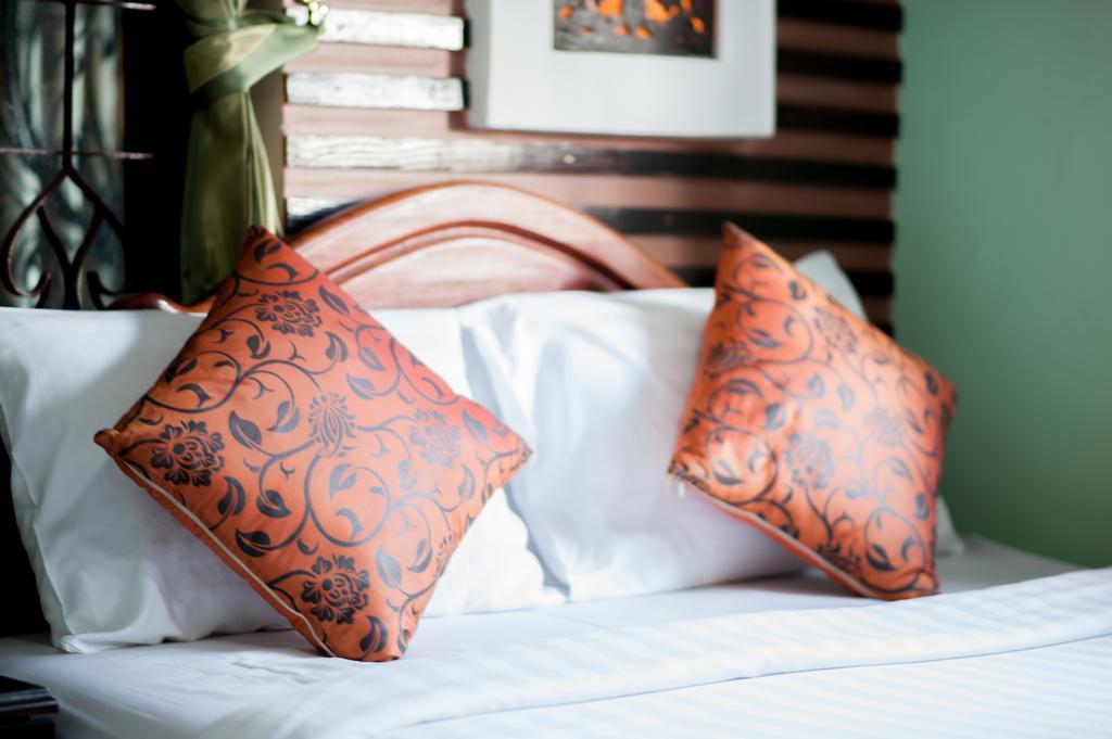 Rs II Guesthouse Пном Пен Екстериор снимка