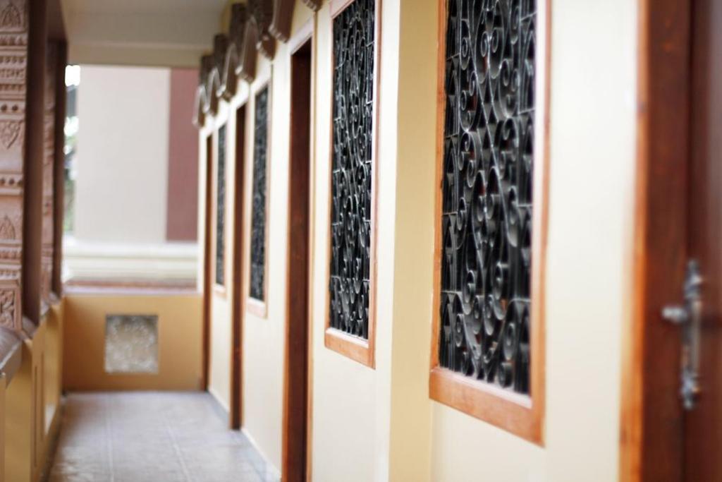 Rs II Guesthouse Пном Пен Екстериор снимка